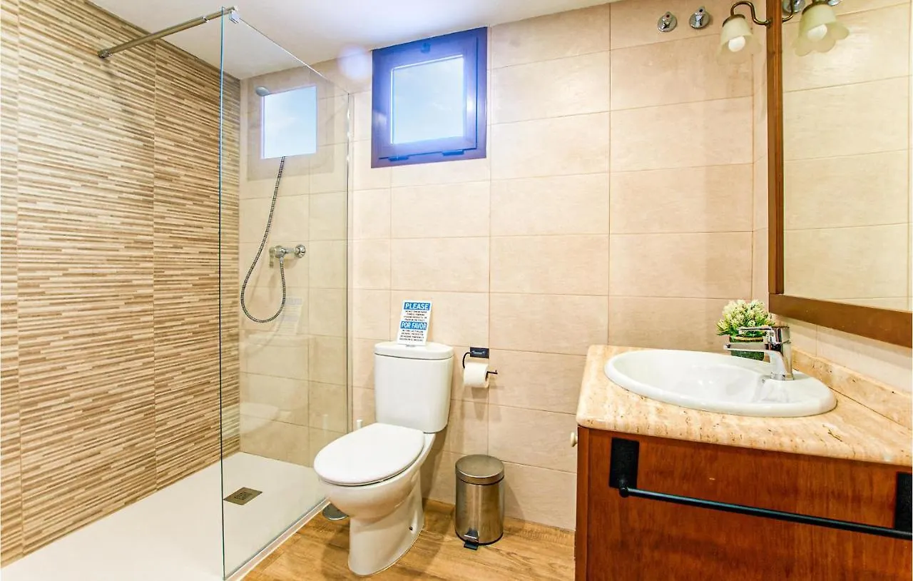 Pet Friendly Home In Colmenar With Kitchen Holiday home