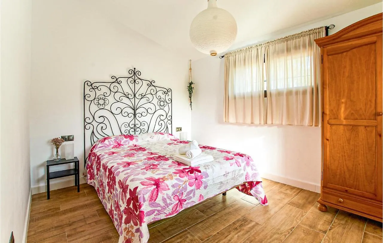 Holiday home Pet Friendly Home In Colmenar With Kitchen